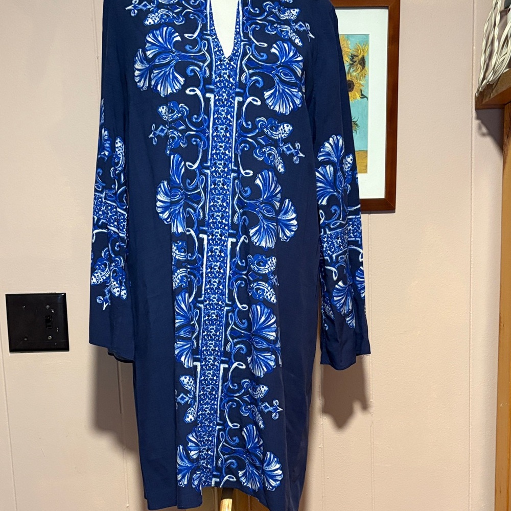Lilly Pulitzer Blue and White Floral Dress